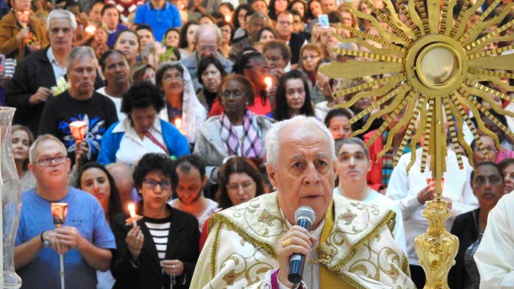 foto-assessoria-arquidiocese-missa-igreja-catolica-jf-juiz-de-fora